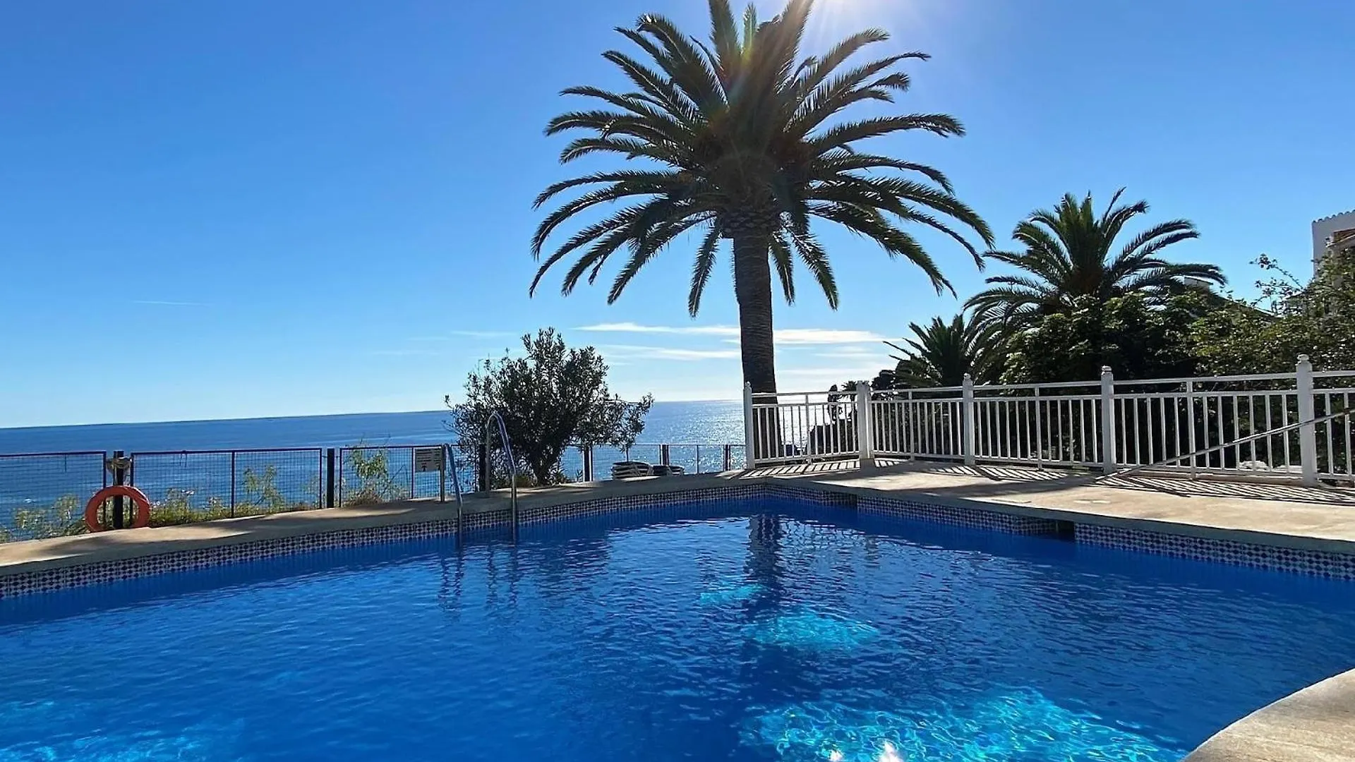 Apartment Ferienwohnung Fuer 6 Personen Ca 105 Qm In Nerja, Andalusien Costa Del Sol